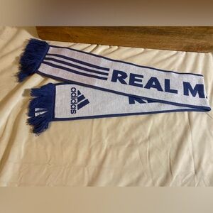 Adidas Real Madrid Scarf